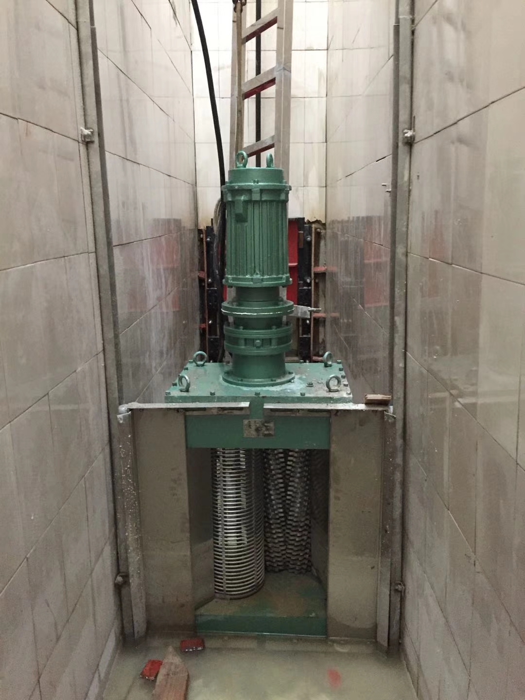 双转鼓粉碎型格栅除污机技术说明