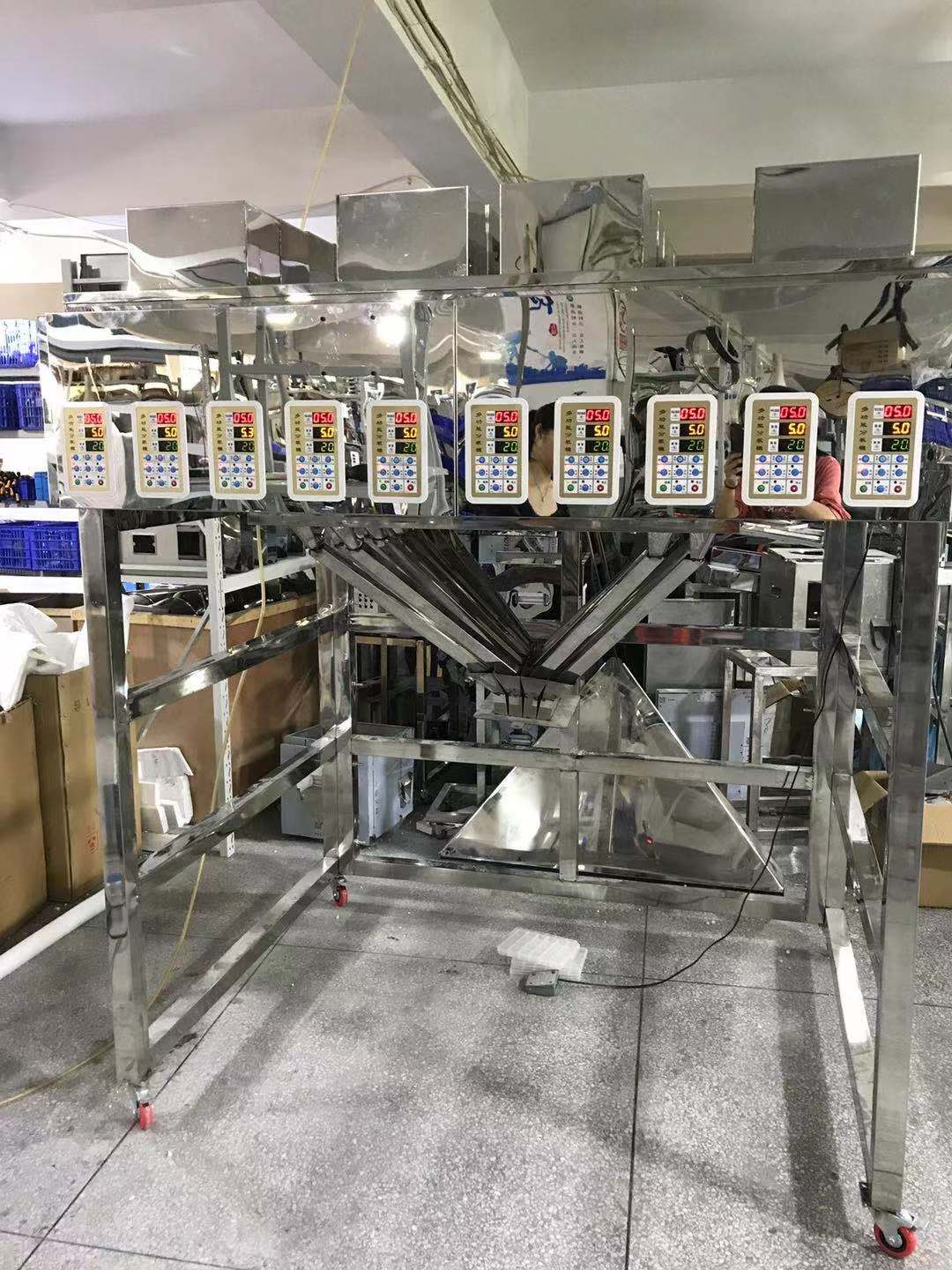 飾品配件32格分裝定量高精度多頭分裝機廠家定制